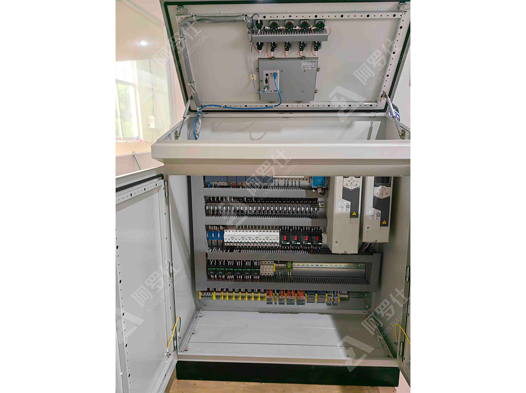 切管設(shè)備控制柜